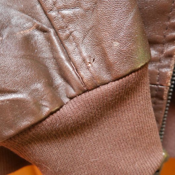 Vintage Brown Leather Bomber Jacket - Picture 9 of 10